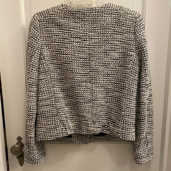 Loft Jacket - Picture 4 of 5